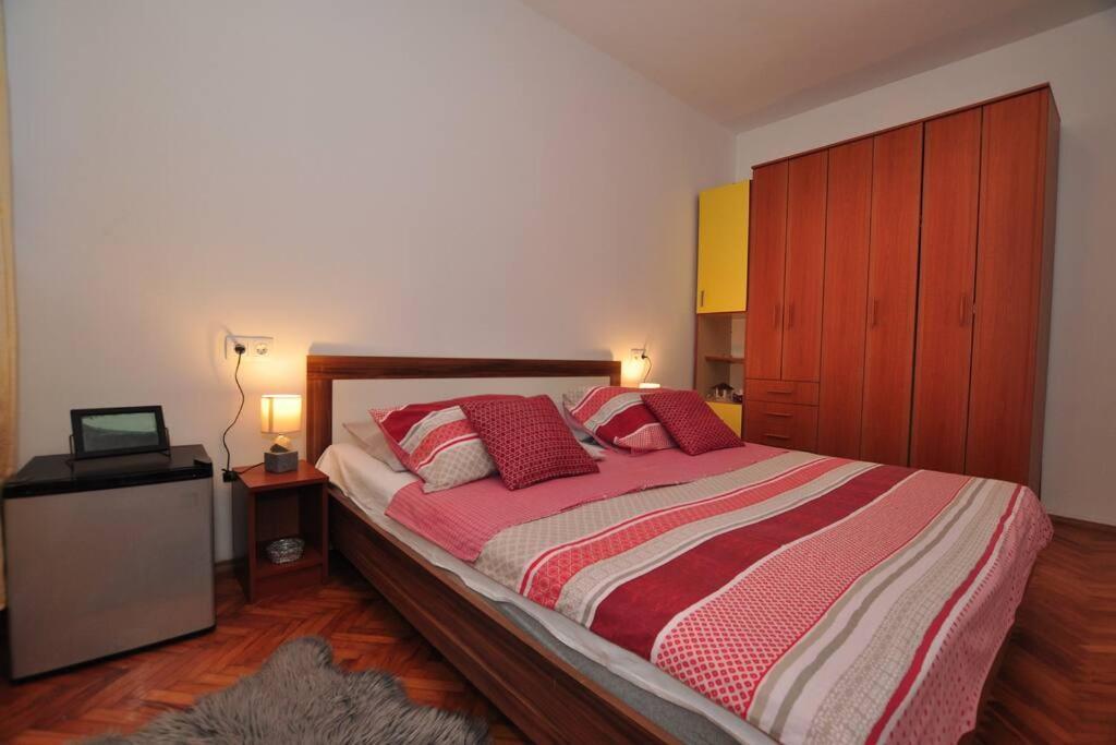 Central Apartment Marco Polo Split Ngoại thất bức ảnh